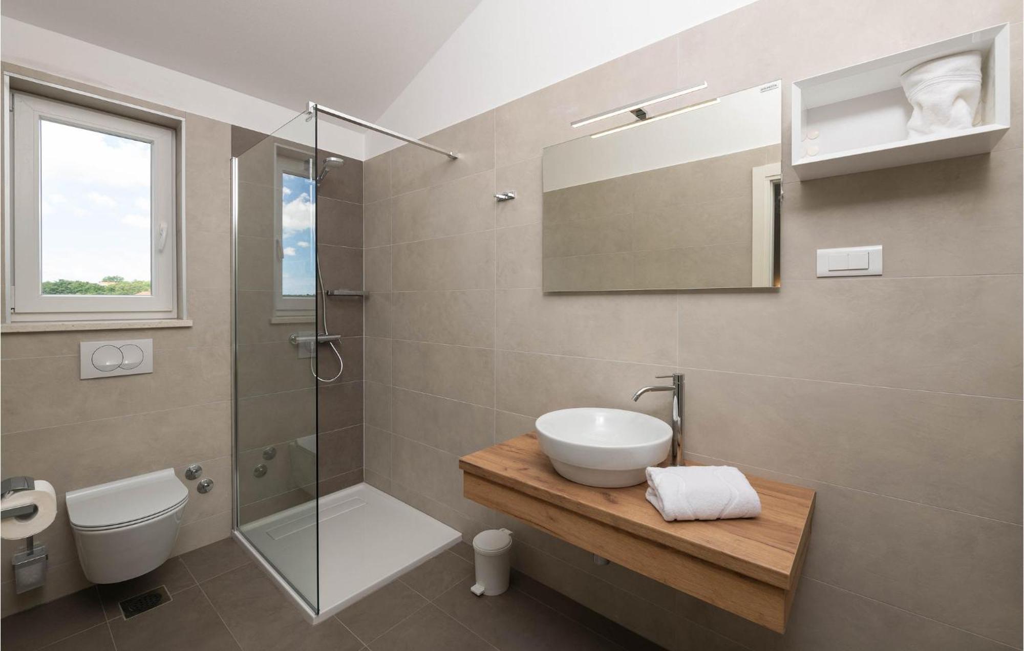 Stunning Home In Barban With Wifi Zewnętrze zdjęcie