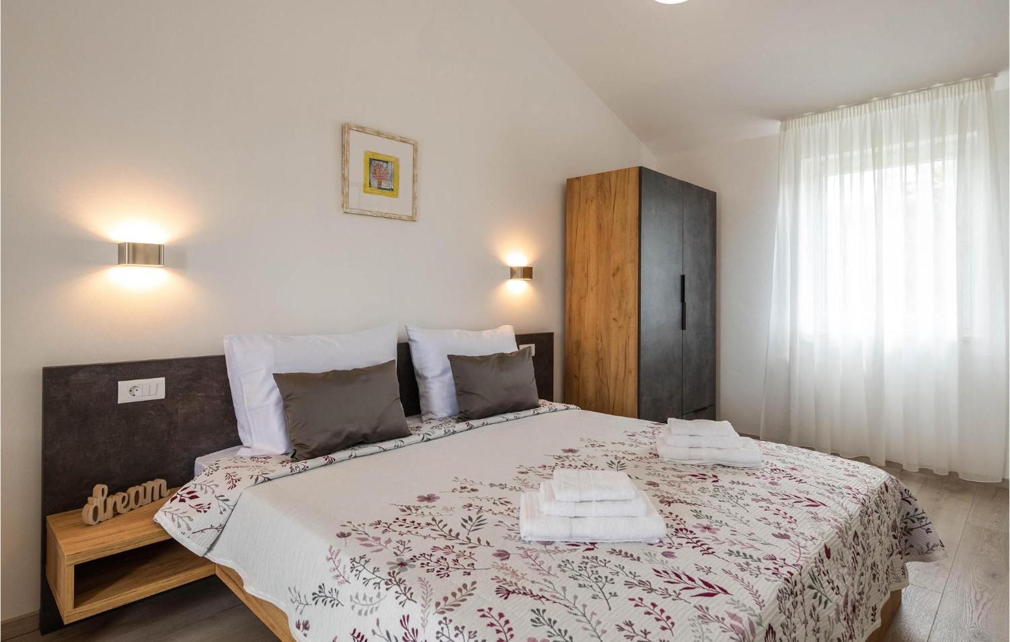 Stunning Home In Barban With Wifi Zewnętrze zdjęcie
