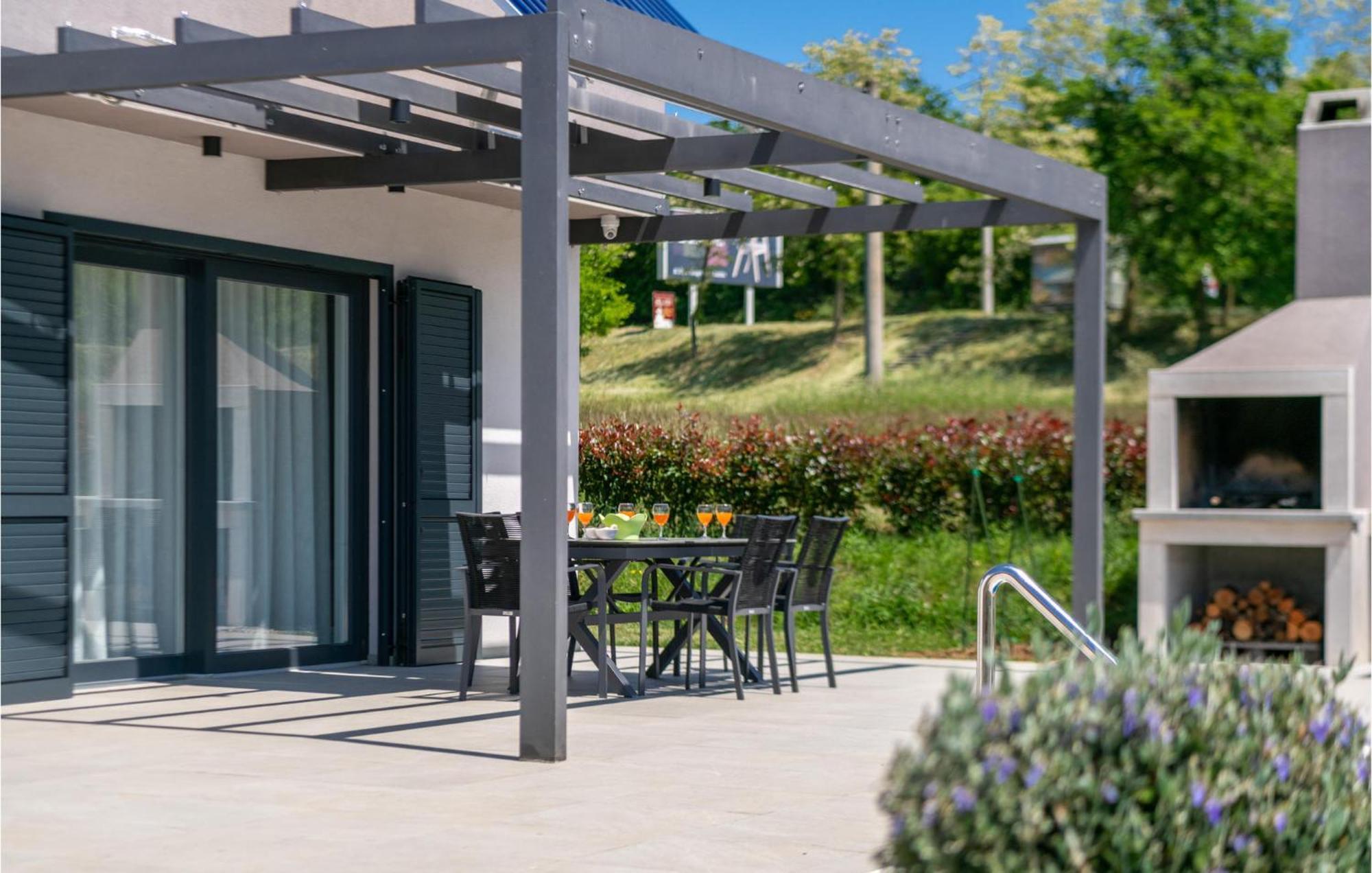 Stunning Home In Barban With Wifi Zewnętrze zdjęcie