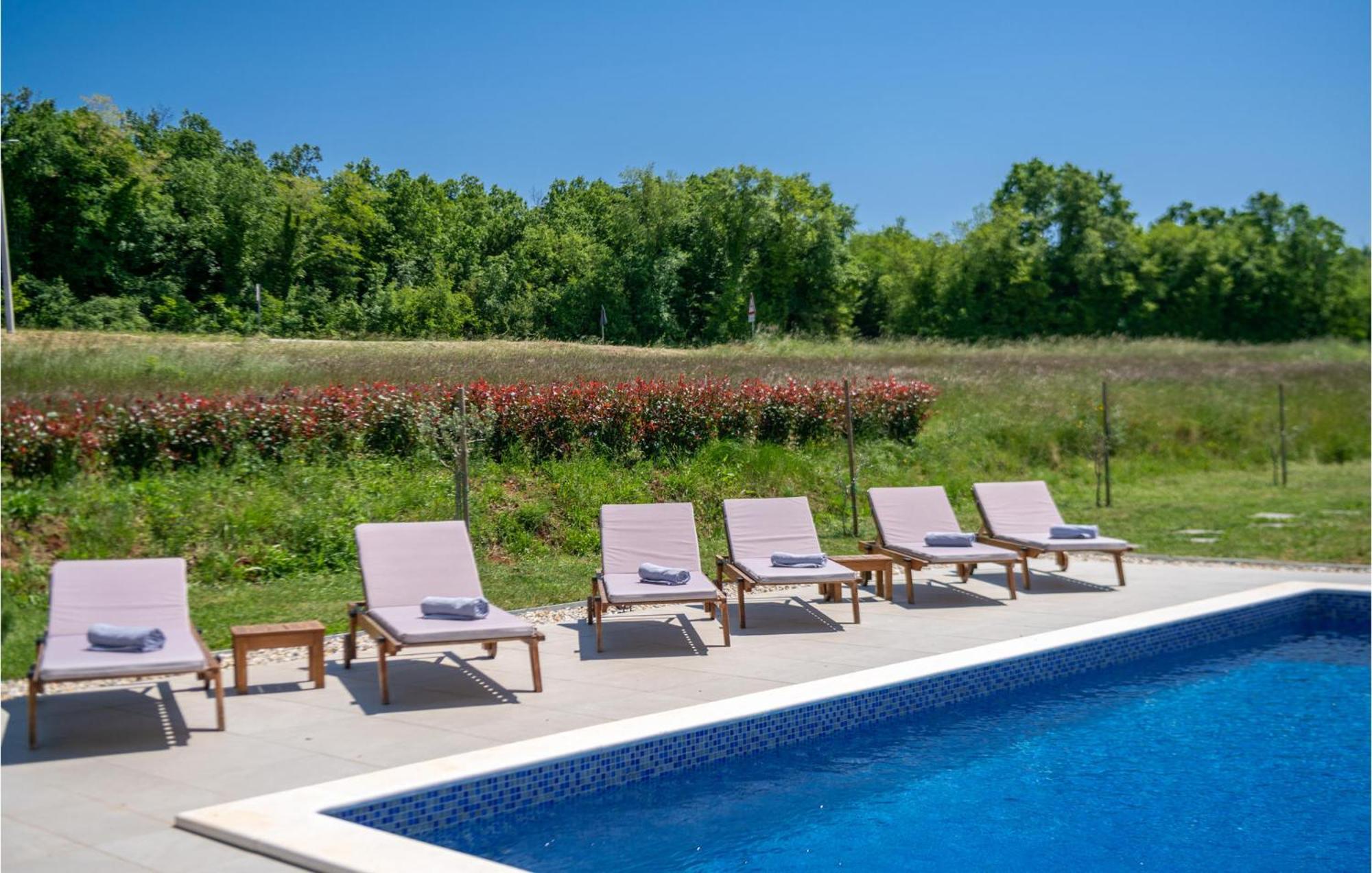 Stunning Home In Barban With Wifi Zewnętrze zdjęcie