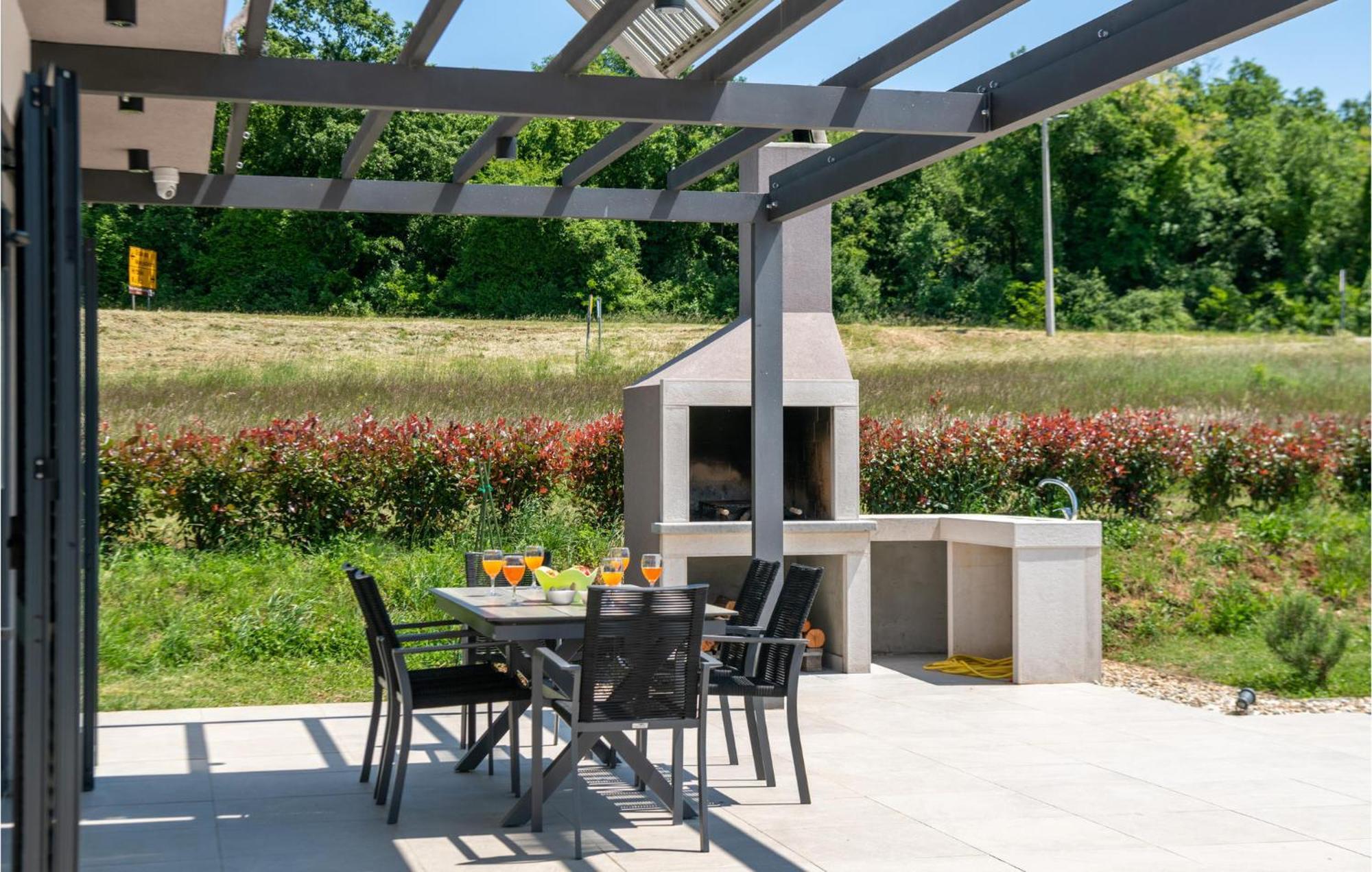 Stunning Home In Barban With Wifi Zewnętrze zdjęcie
